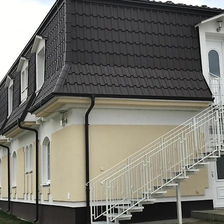 Penzion Aniko Diakovce-Sala ภายนอก รูปภาพ